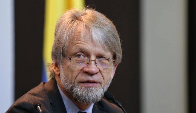 Antanas Mockus debe dejar el Congreso