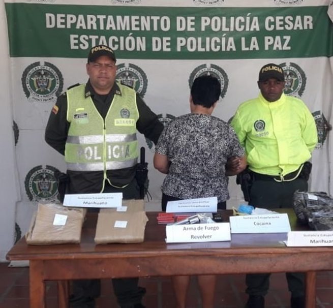 Cayó “Doña María” con estupefacientes y arma de fuego