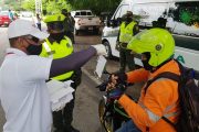 Policía emprende campaña de salubridad en vías del Cesar