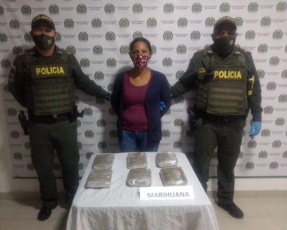 En Pelaya, cayó mujer con marihuana