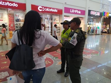 Policía adelanta dispositivo en Valledupar por compras navideñas