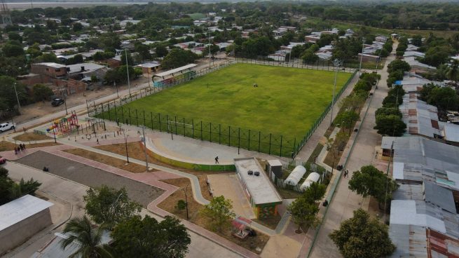 En La Gloria, inauguran la Cancha Rama Seca