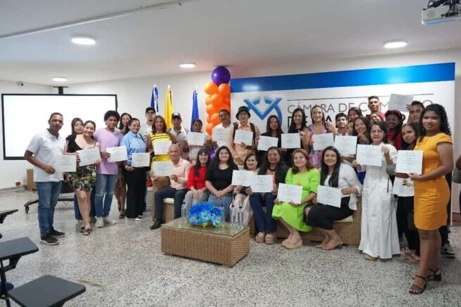 Beneficiarios del Programa de Formación Continua Especializada fueron certificados en Valledupar y Pueblo Bello