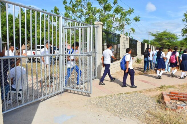 Alcalde garantiza seguridad para instituciones educativas de Valledupar