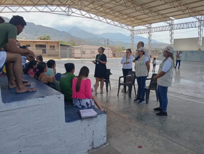 Víctimas y desplazados del conflicto armado del Catatumbo reciben atención por en Manaure, Cesar